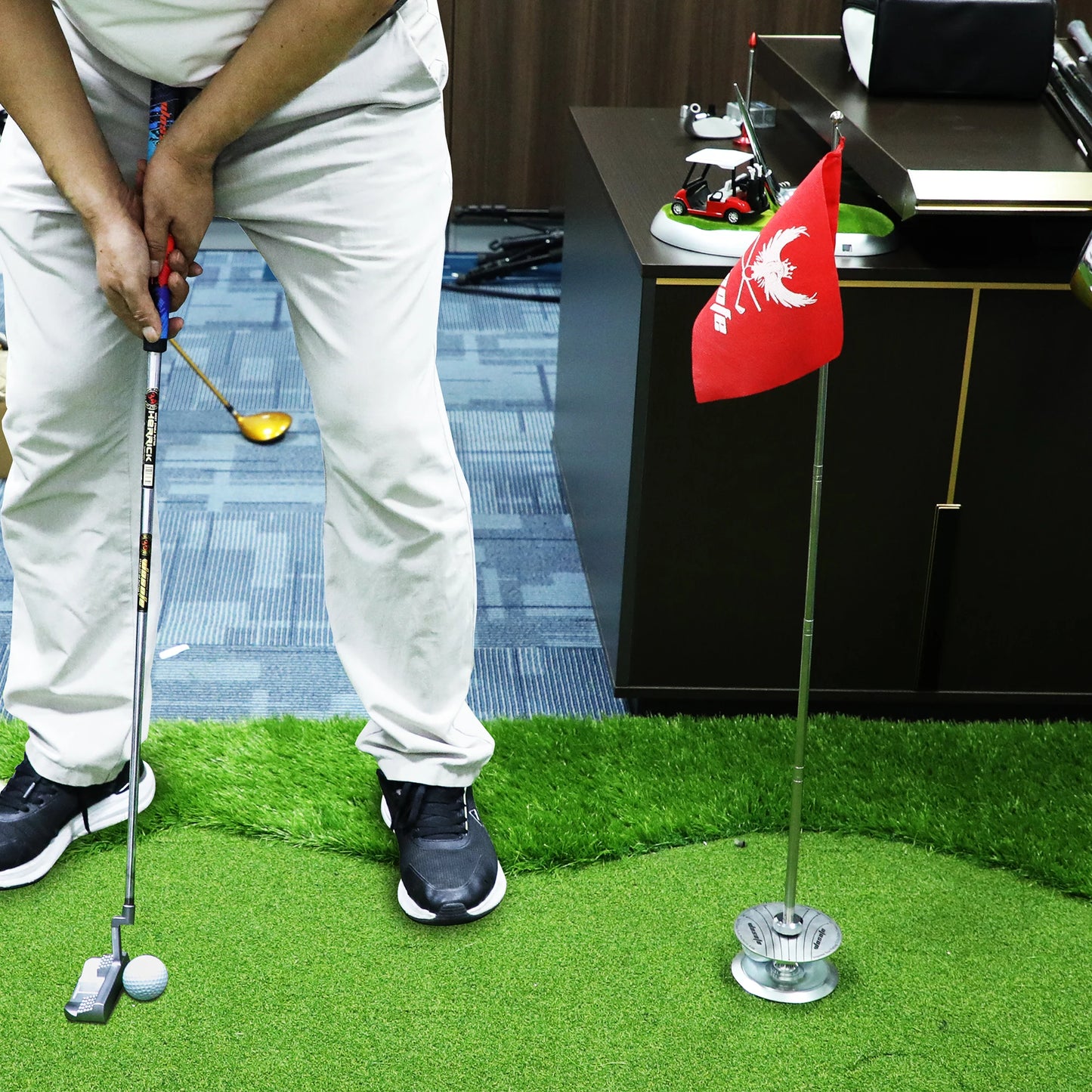 Wosofe Golf Putting Cup With Retractable Flagstick And Directional Scale For Indoor Outdoor Practice With Audible Ding