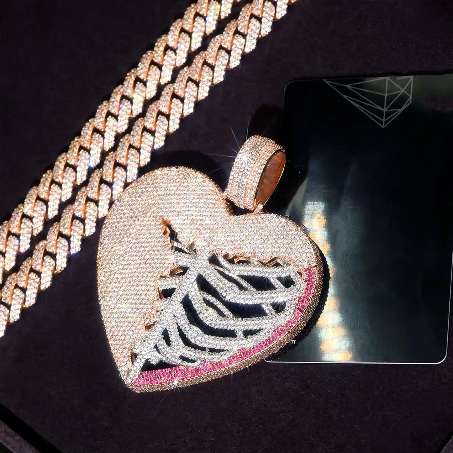 Lyee Cyee Iced Out Zircon Broken Heart Skeleton Pendant