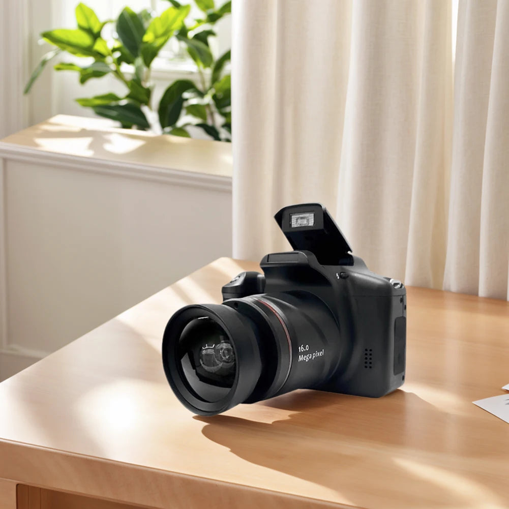 16MP Digital Camera With LCD Vlogging Camera And 16X Digital Zoom