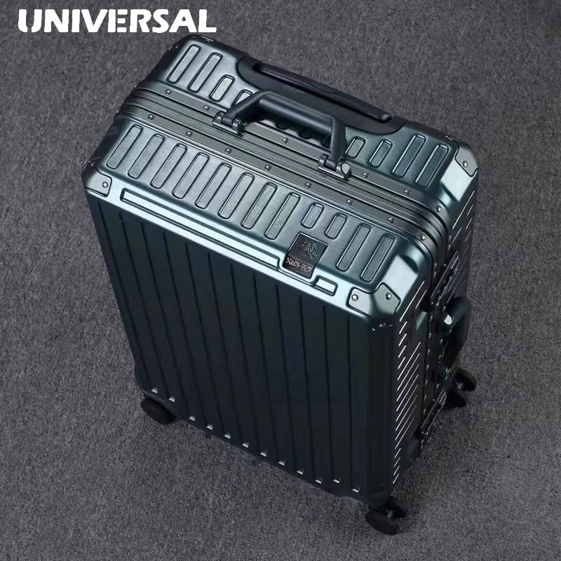 Durable Polycarbonate Luggage Set Two Piece With Universal Wheels
