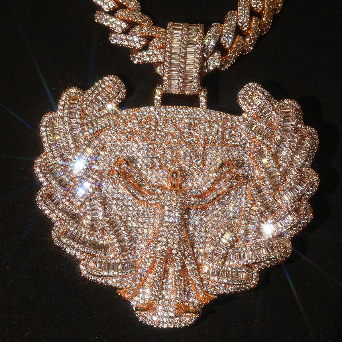 Lyee Cyee Iced Angel Wreath Pendant Gold Plated Cubic Zirconia