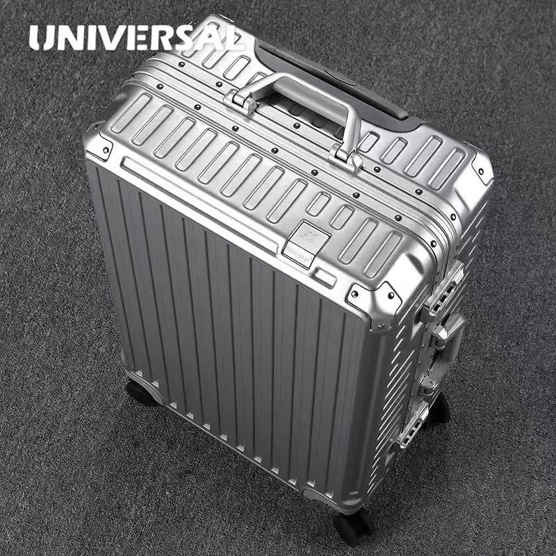 Durable Polycarbonate Luggage Set Two Piece With Universal Wheels