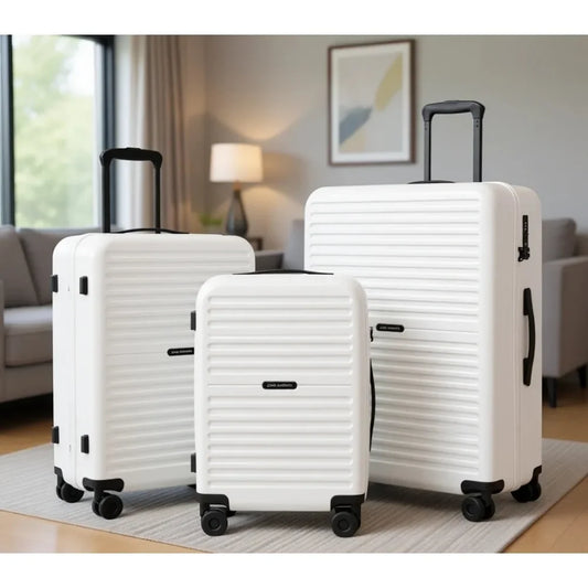 Lightweight Three Piece Luggage Set Spinner Wheels And TSA Lock