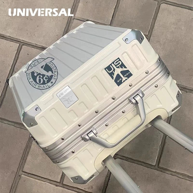 Durable Polycarbonate Luggage Set Two Piece With Universal Wheels